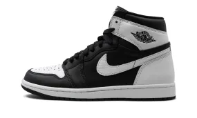 JORDAN 1 RETRO HIGH OG BLACK WHITE