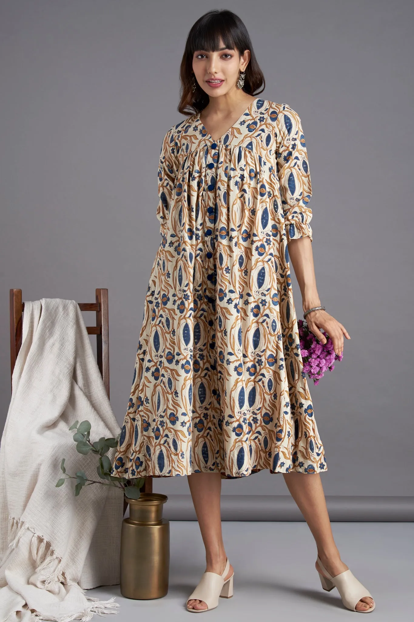 v-neck gather dress - bleached sand & pomegranate garden